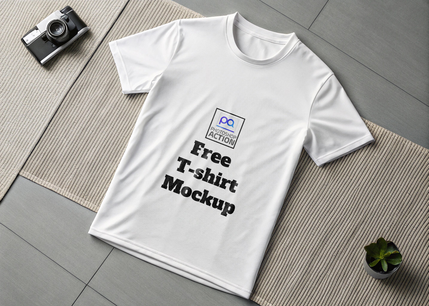 Free T-Shirt Mockup PSD